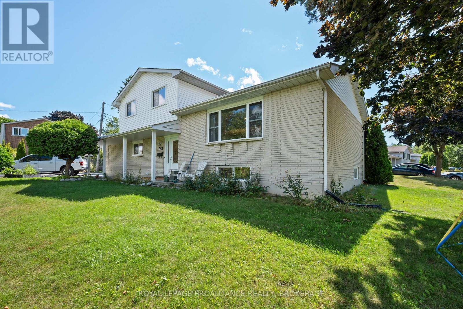 228 ROBERT WALLACE DRIVE
