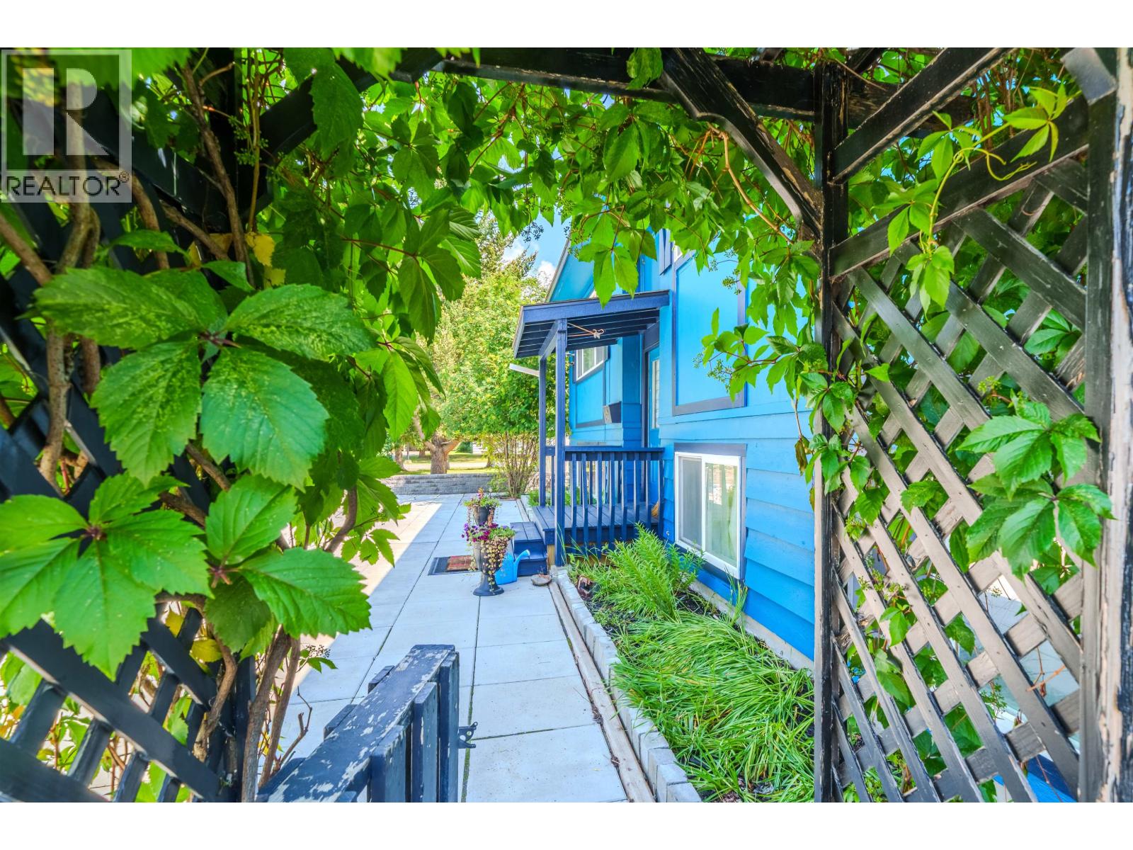 287 ELM AVENUE