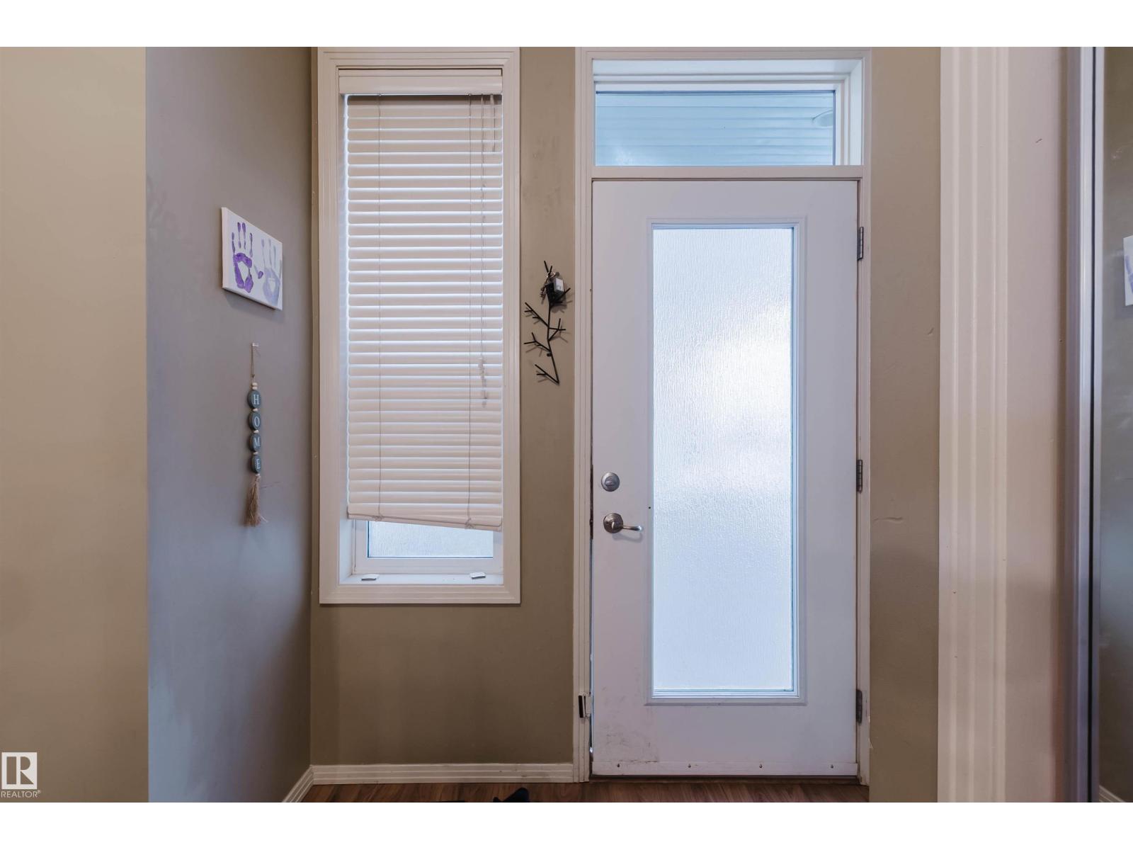 #323 4831 104A ST NW