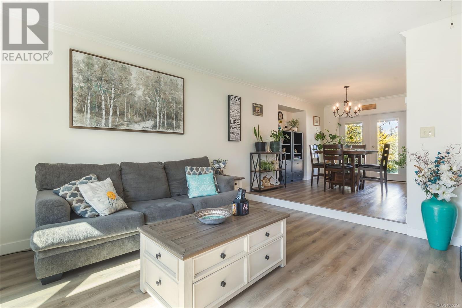 4505 Woodwinds Cres