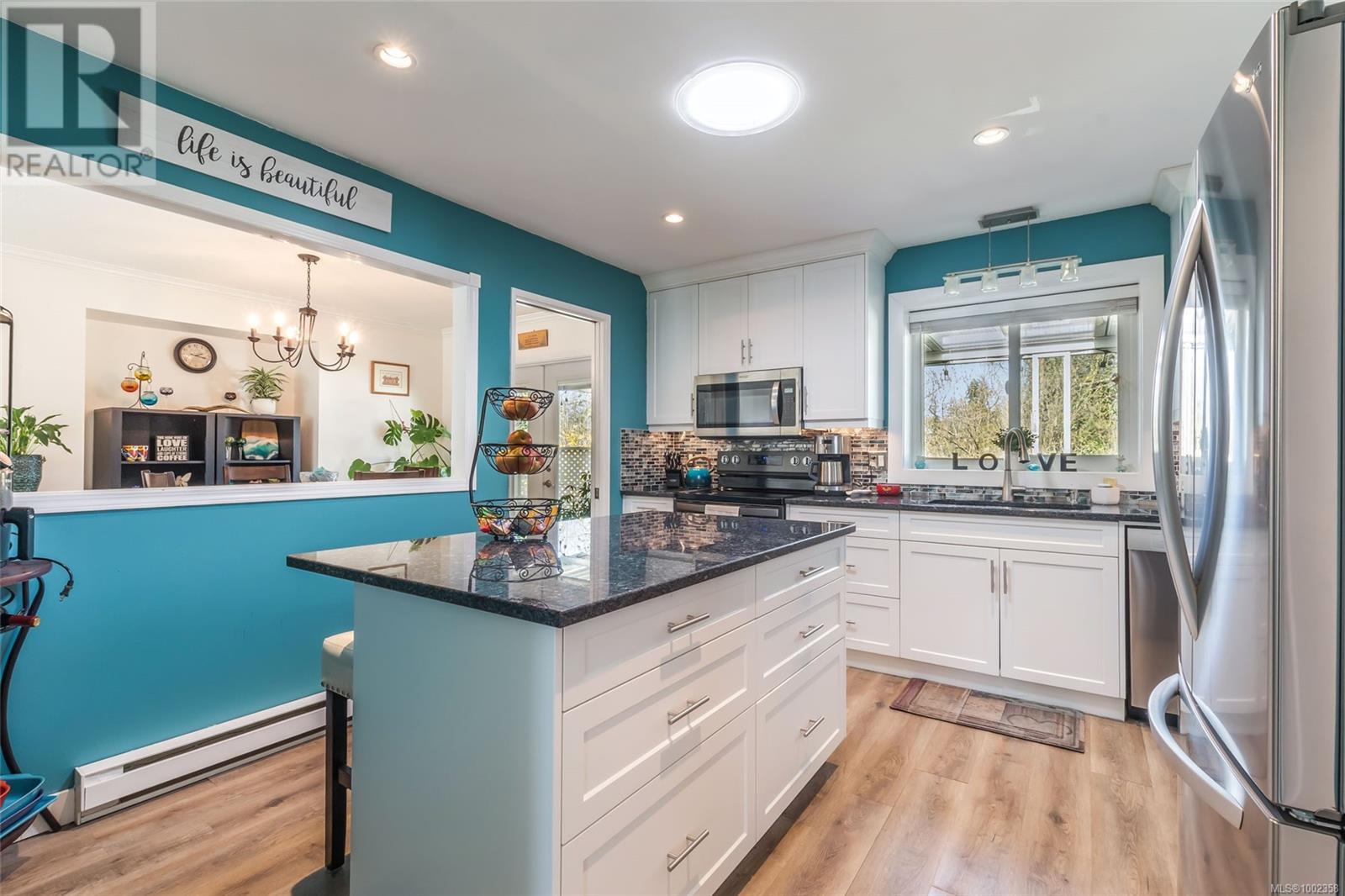 4505 Woodwinds Cres