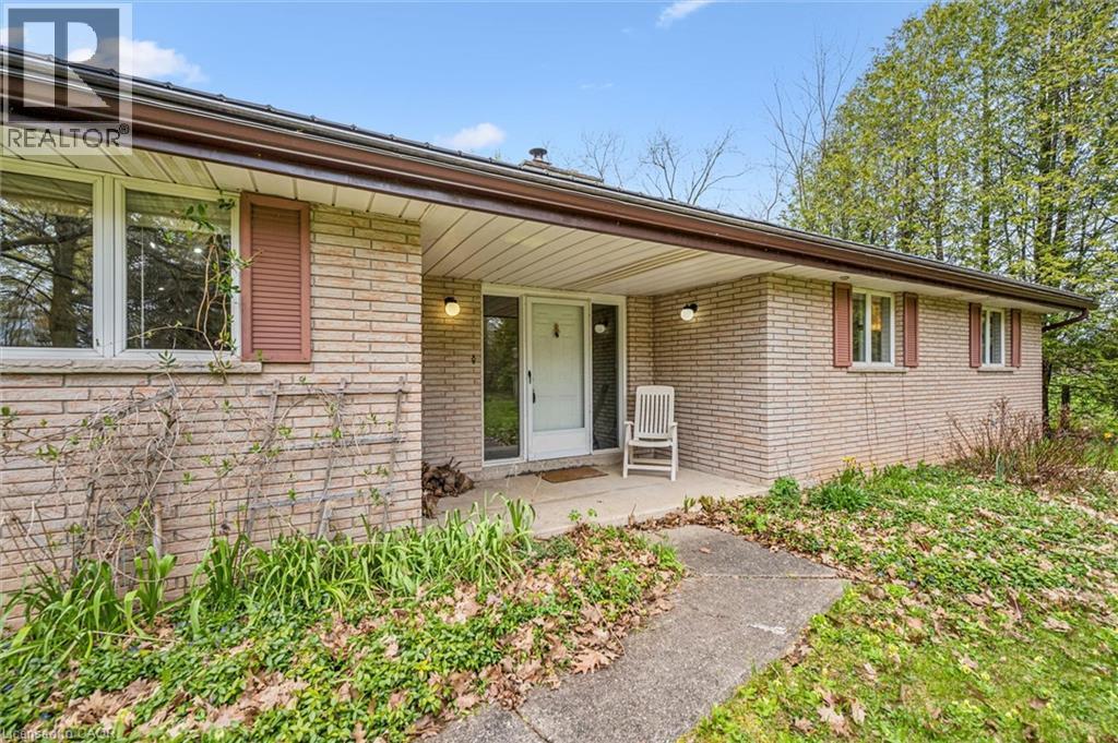 8420 ERAMOSA-GARAFRAXA Townline