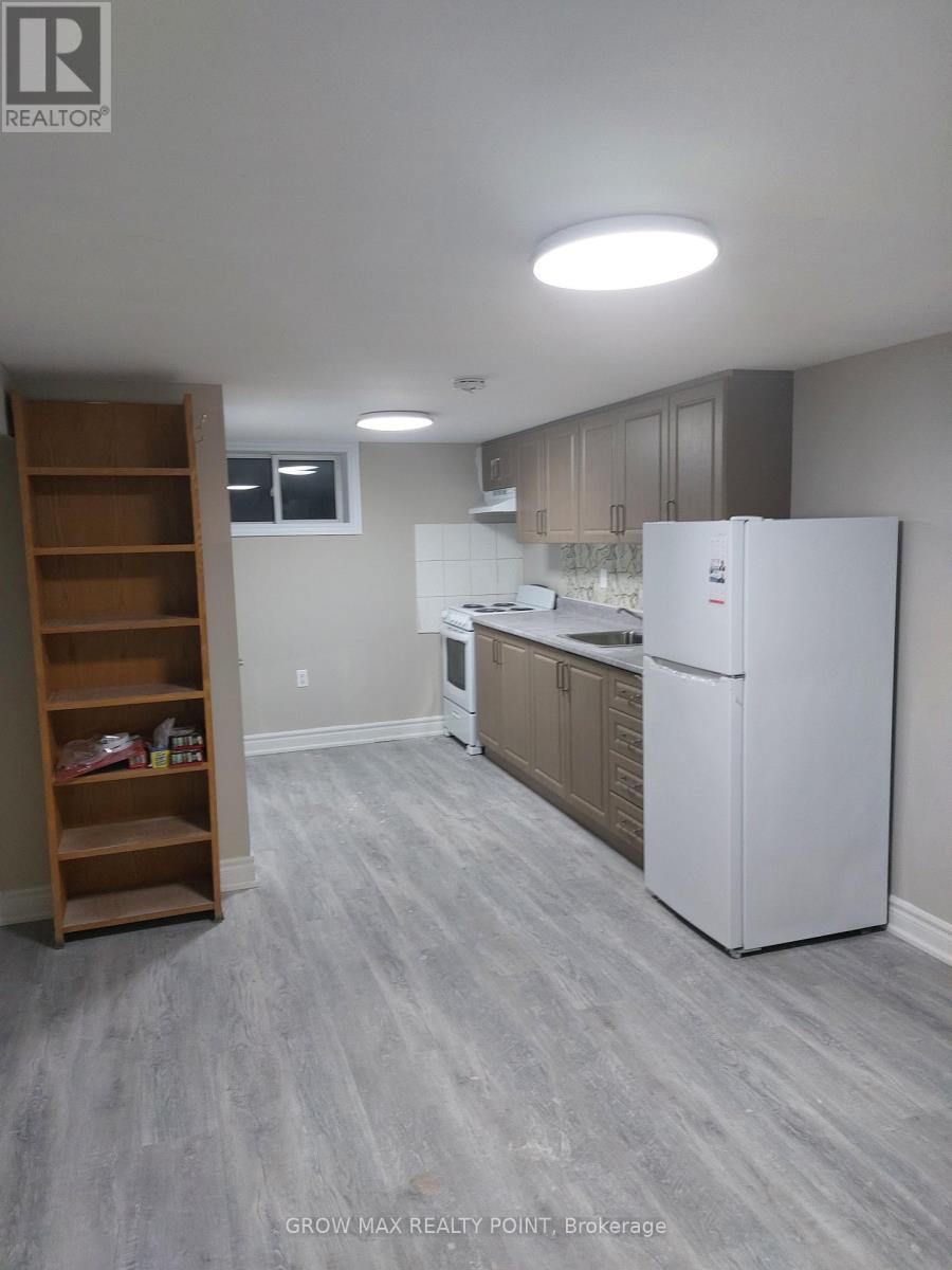 321 HIGHLAND AVENUE W