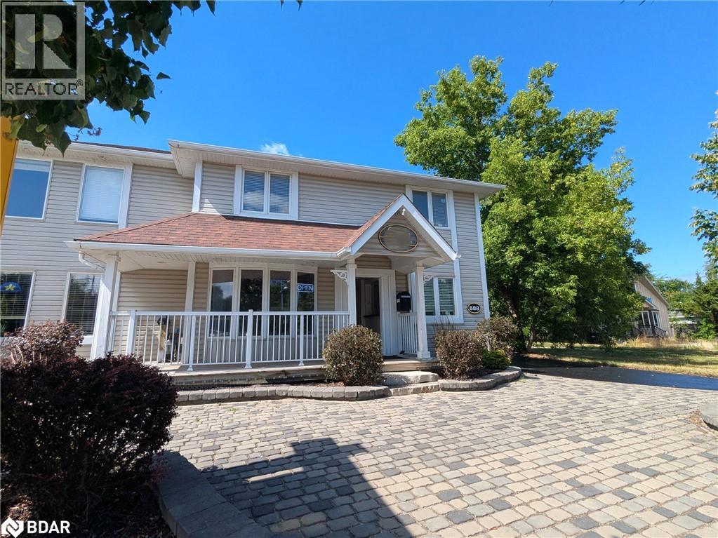 888 INNISFIL BEACH Road