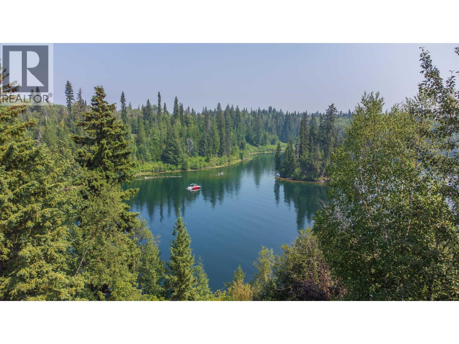 11330 LAKESIDE DRIVE