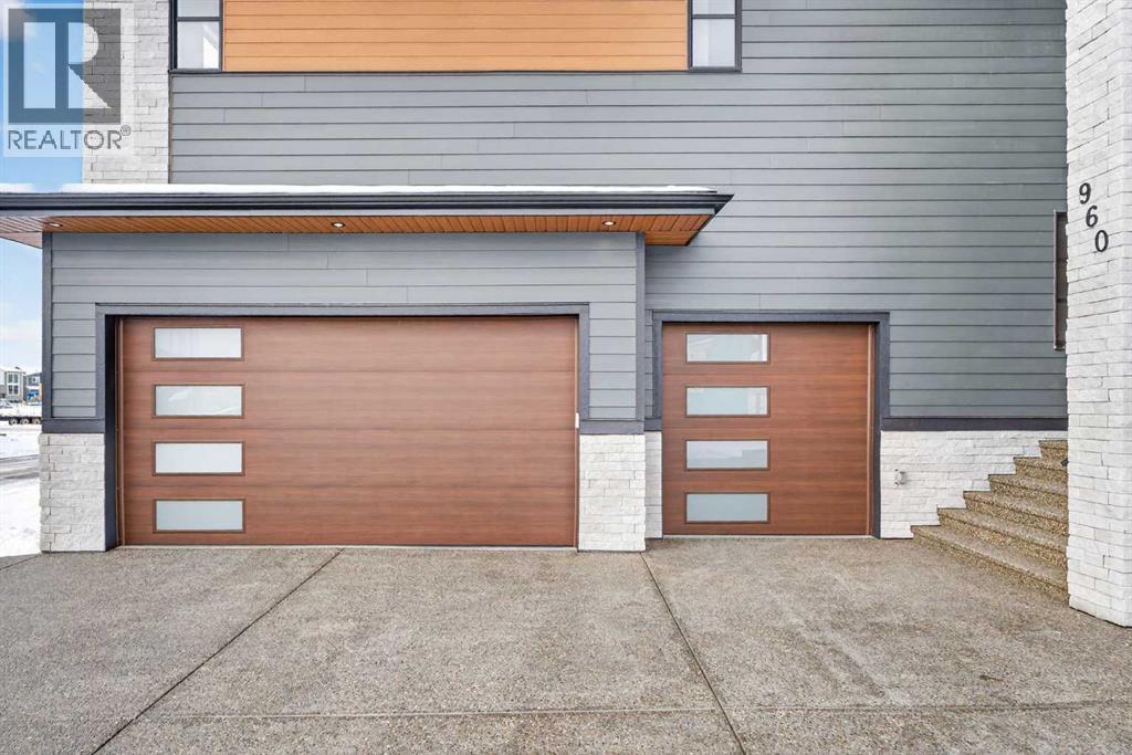 960 South Shore Terrace