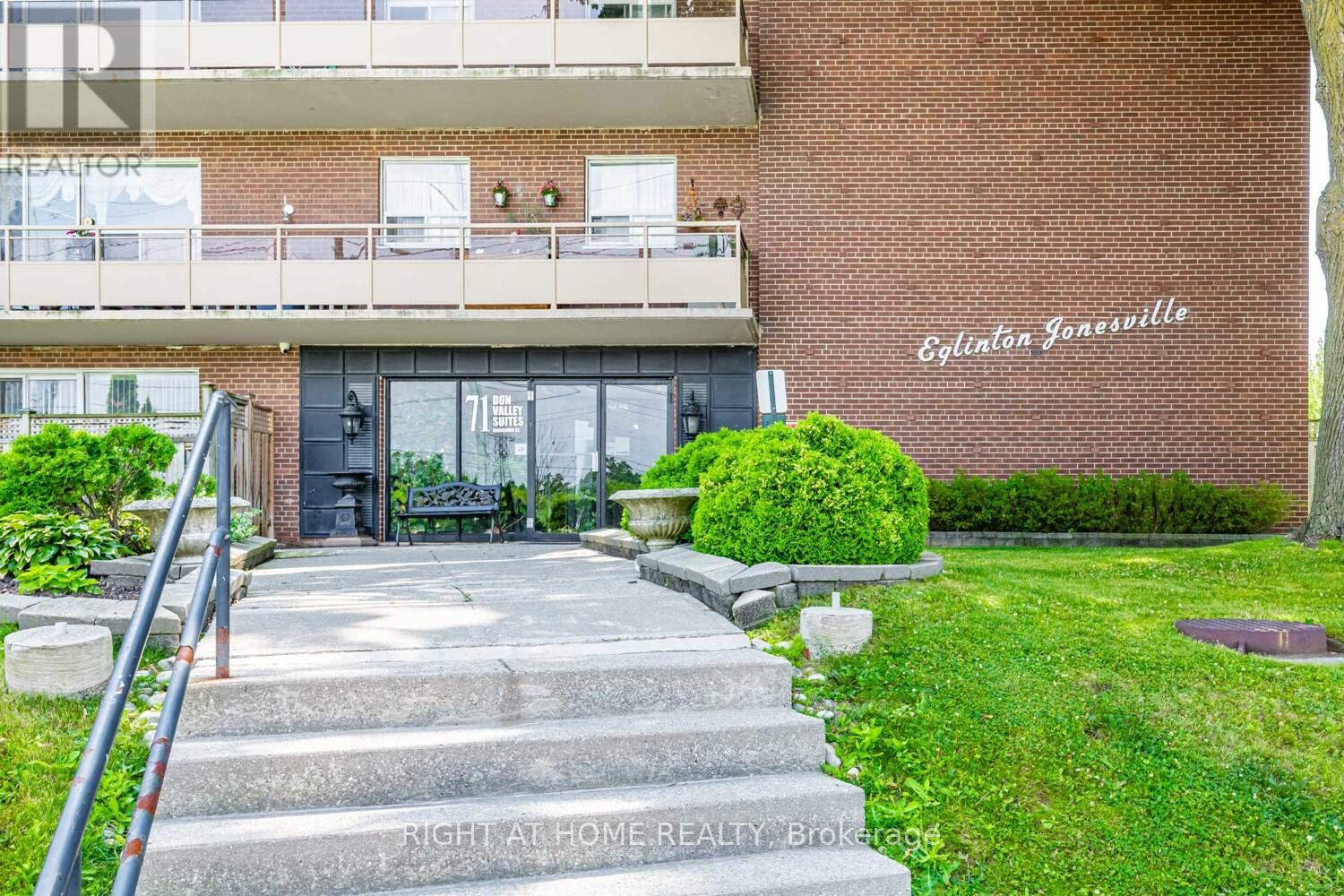 104 - 71 JONESVILLE CRESCENT