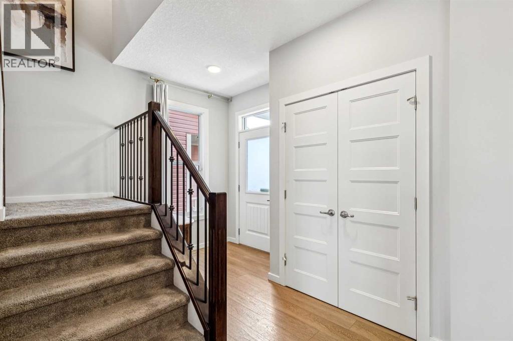 44 Legacy Landing SE