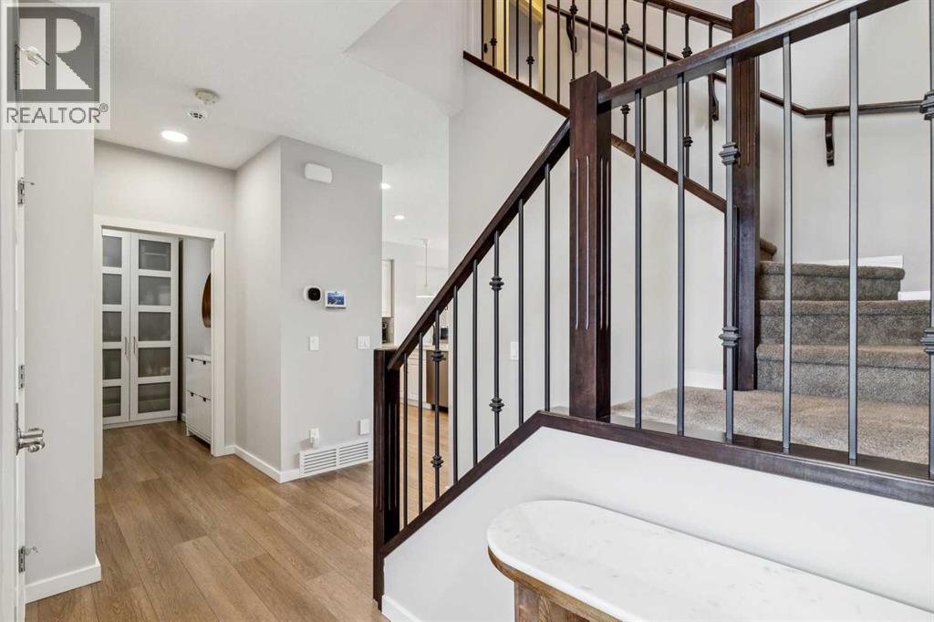 44 Legacy Landing SE