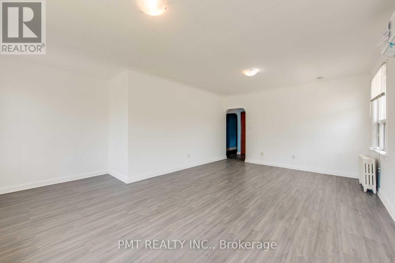 6 - 58 LEYTON AVENUE