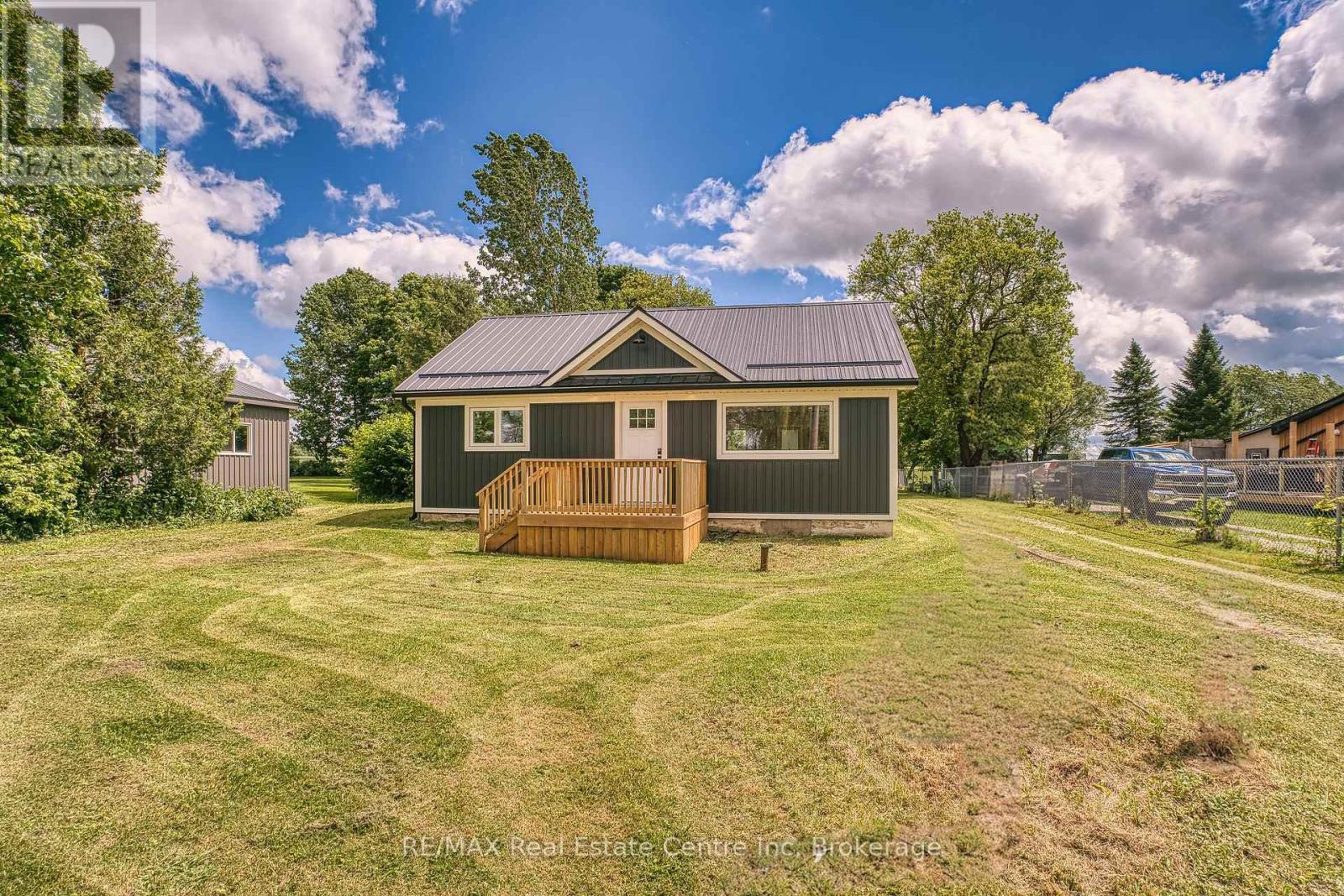 85088 GREY ROAD 14