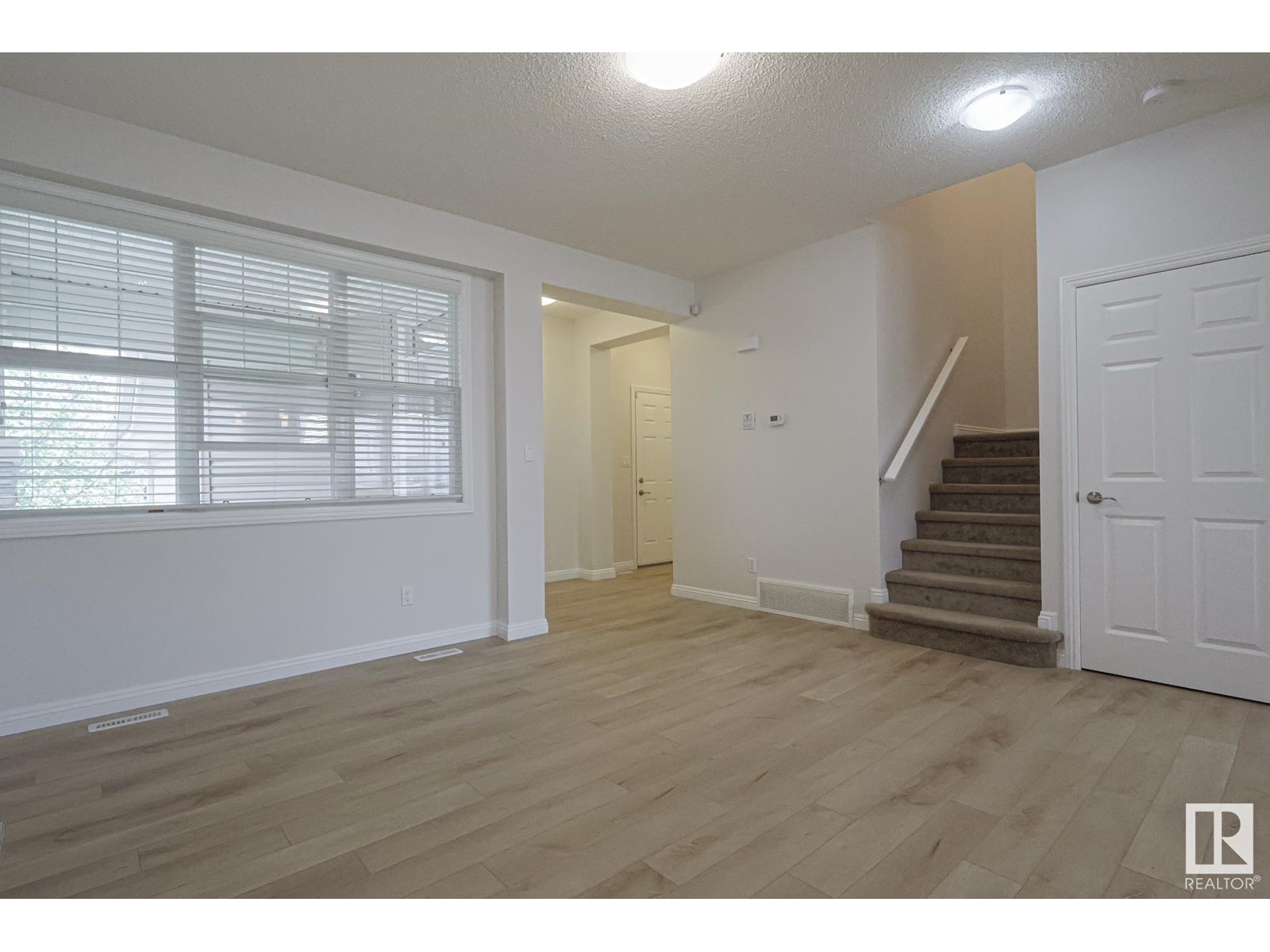 2533 COLE CR SW