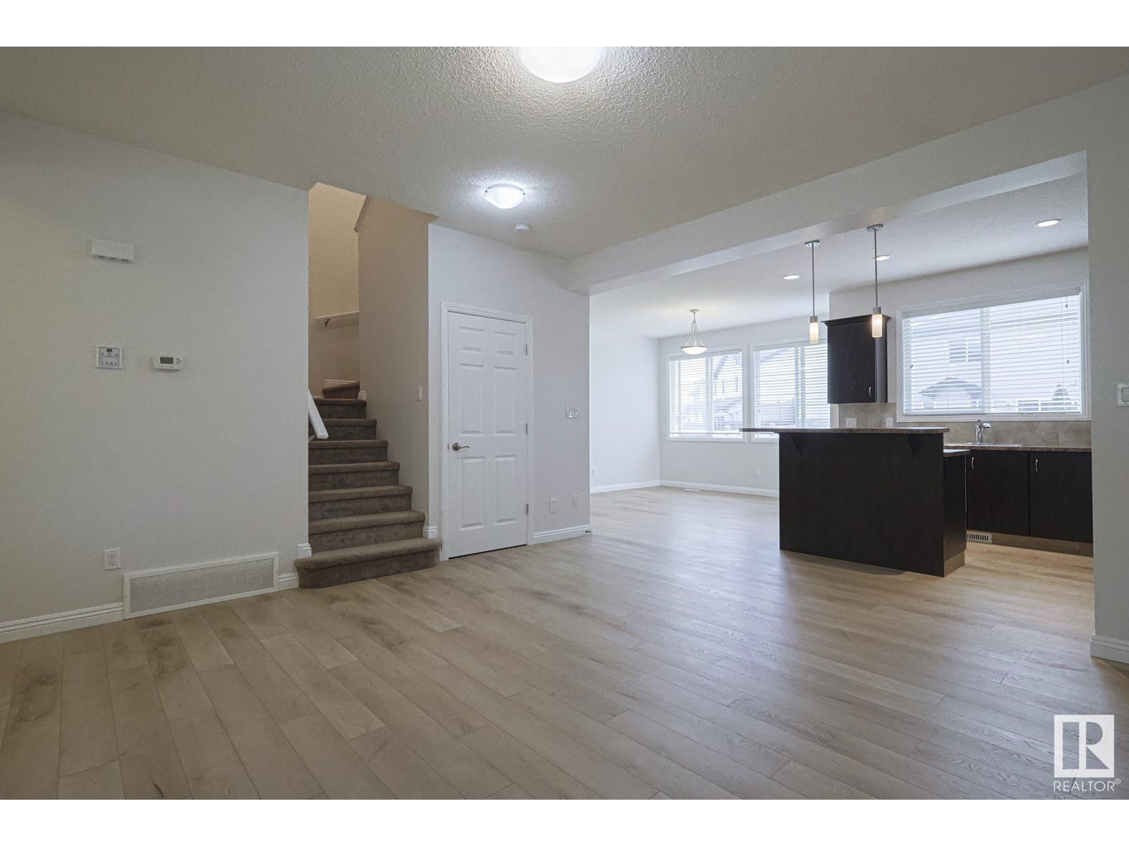 2533 COLE CR SW