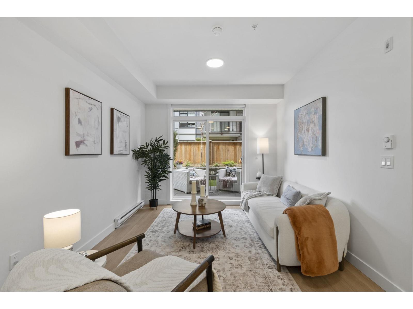 308 33820 SOUTH FRASER WAY