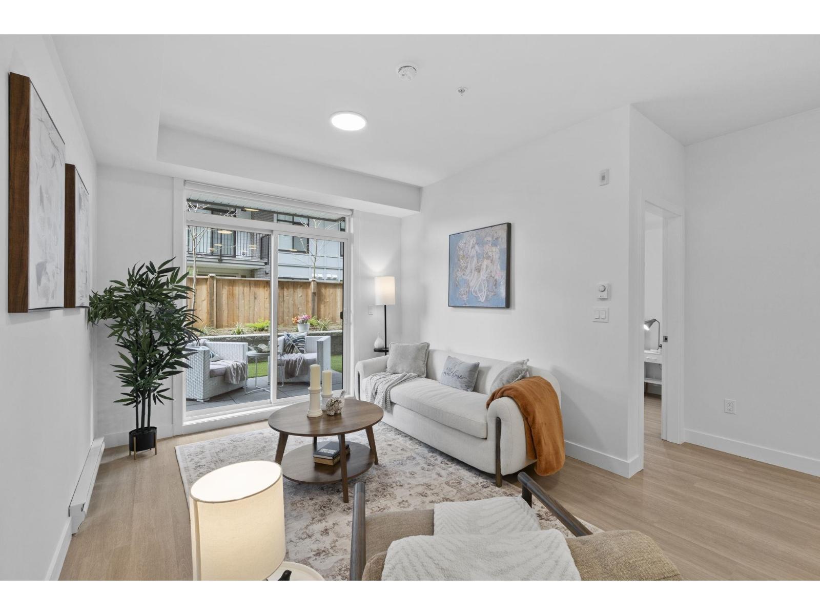 308 33820 SOUTH FRASER WAY