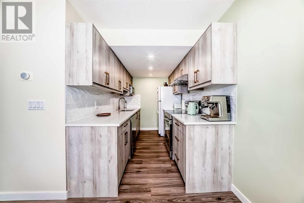 126, 200 Brookpark Drive SW