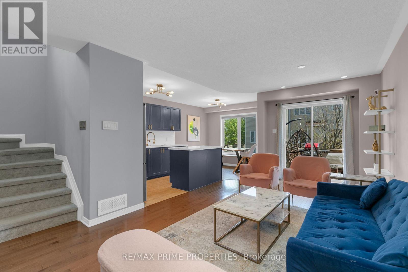 103 FREEPORT DRIVE
