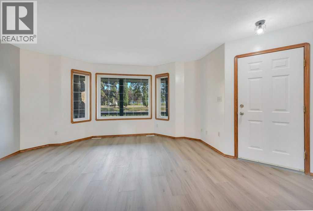 4011 Lakeshore Drive
