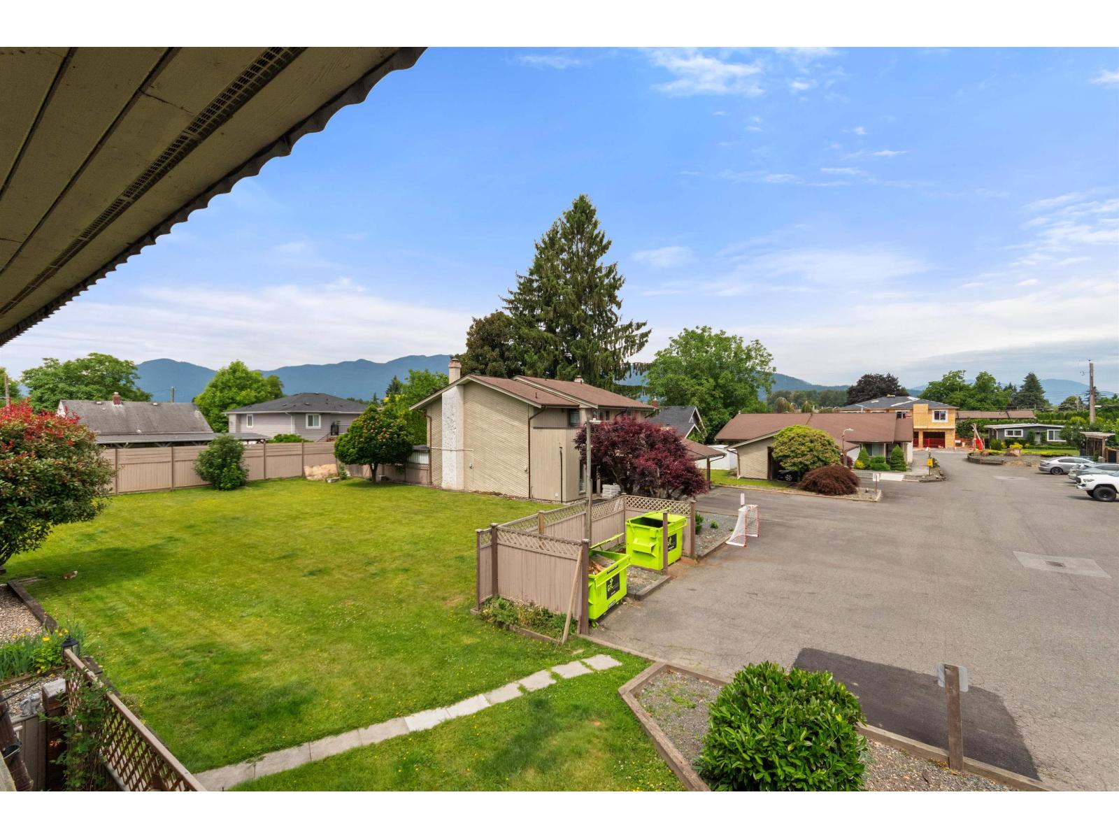 210 45900 LEWIS AVENUE|Chilliwack Proper West