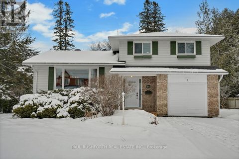 34 BEVERLY STREET Ottawa ON K2S0S2