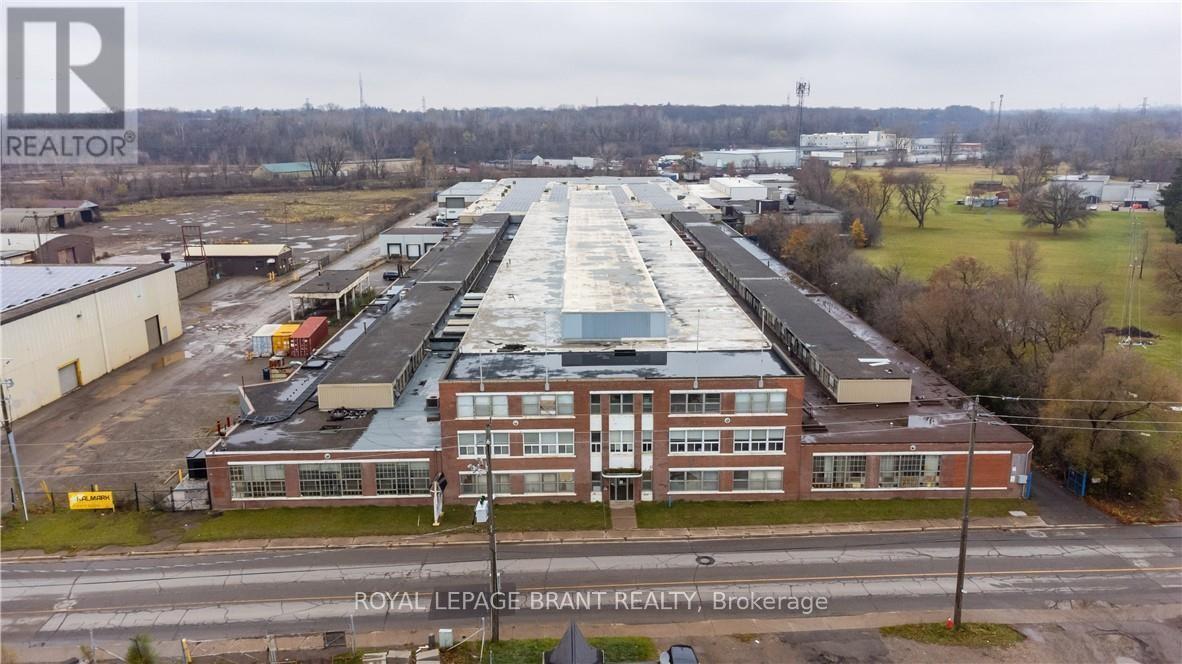 Photo 1 of 49 — A - 148 MOHAWK STREET Unit A, Brantford, ON N3S7G5