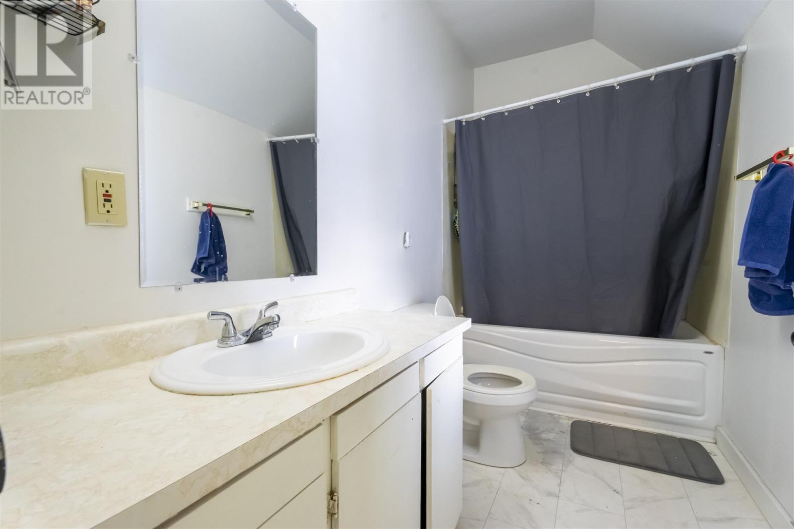 Homes for Sale Sault Ste. Marie 215 John ST