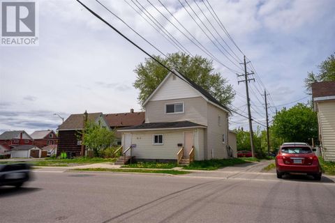 215 John ST Sault Ste. Marie ON P6A1P4