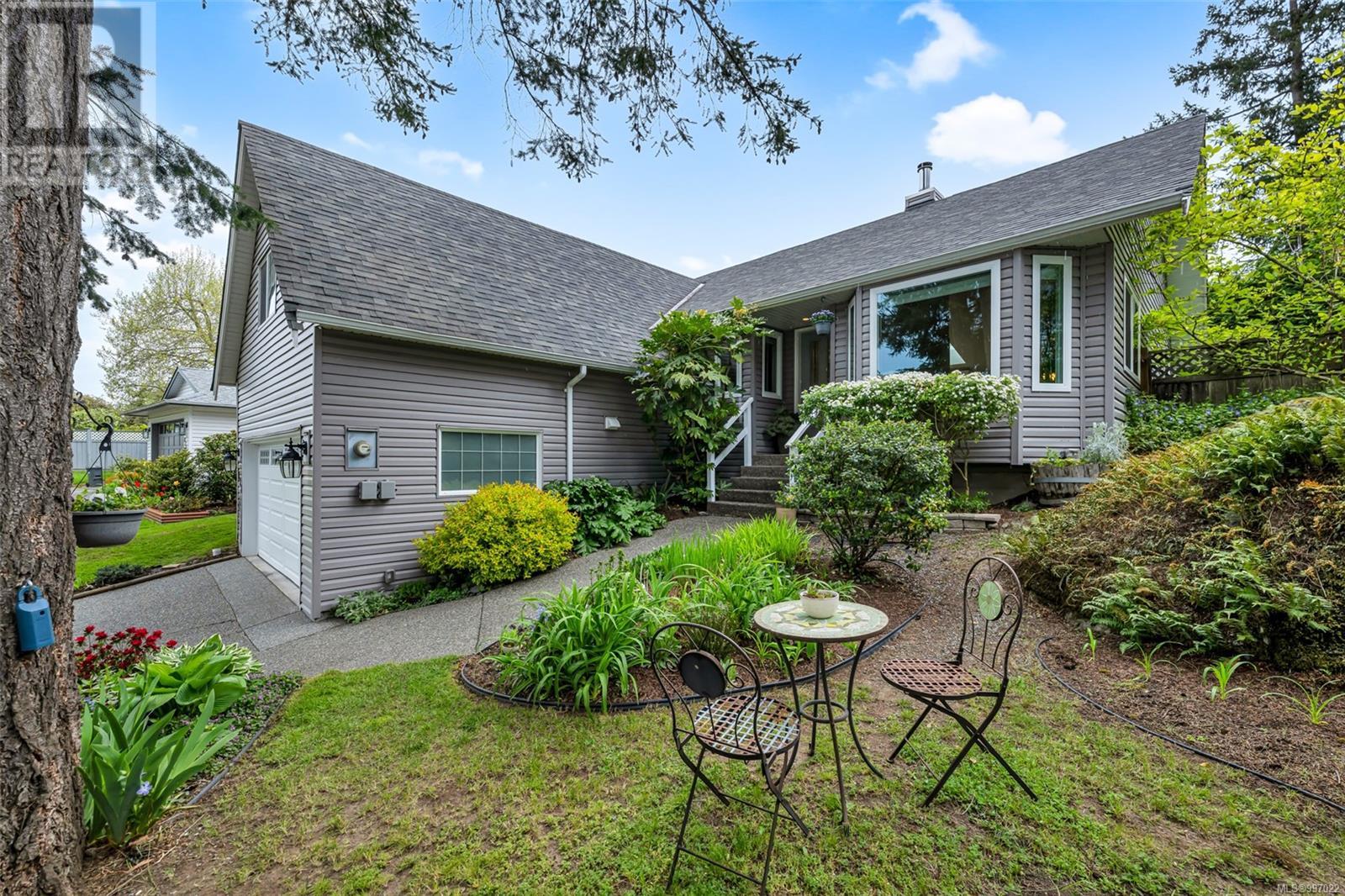 317 Gull Rd