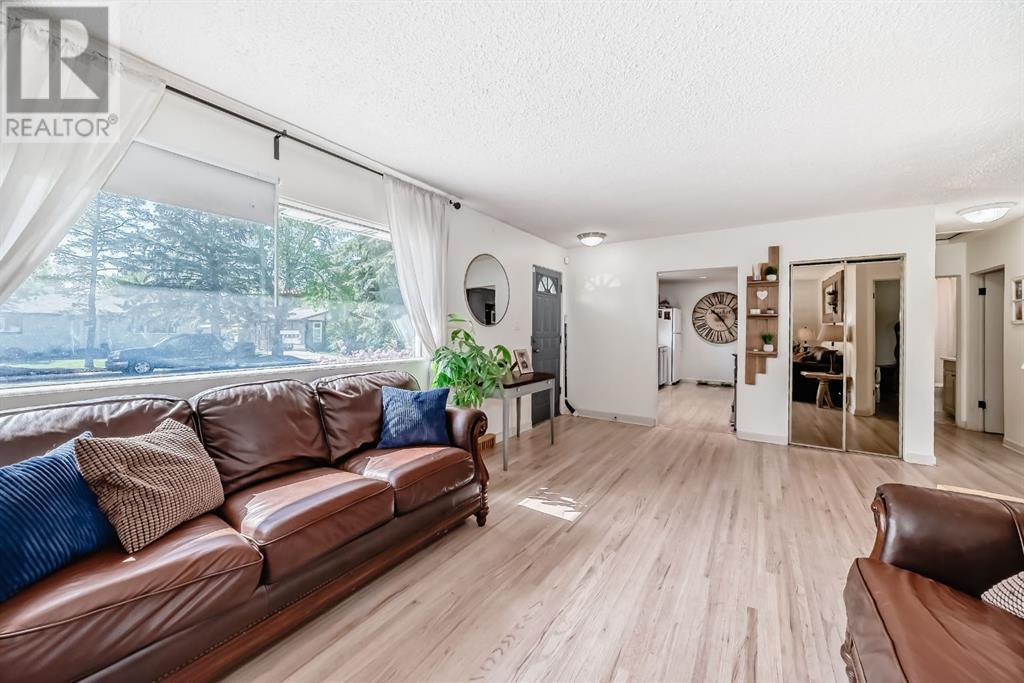 109 Hounslow Drive NW
