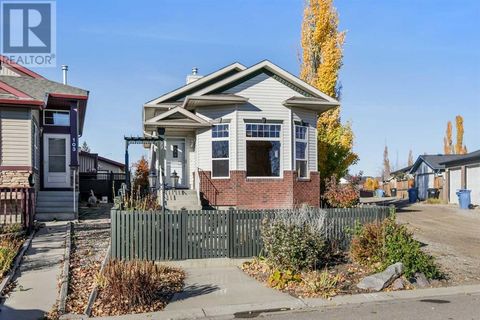 99 Eversyde Circle SW Calgary AB T2Y4T3