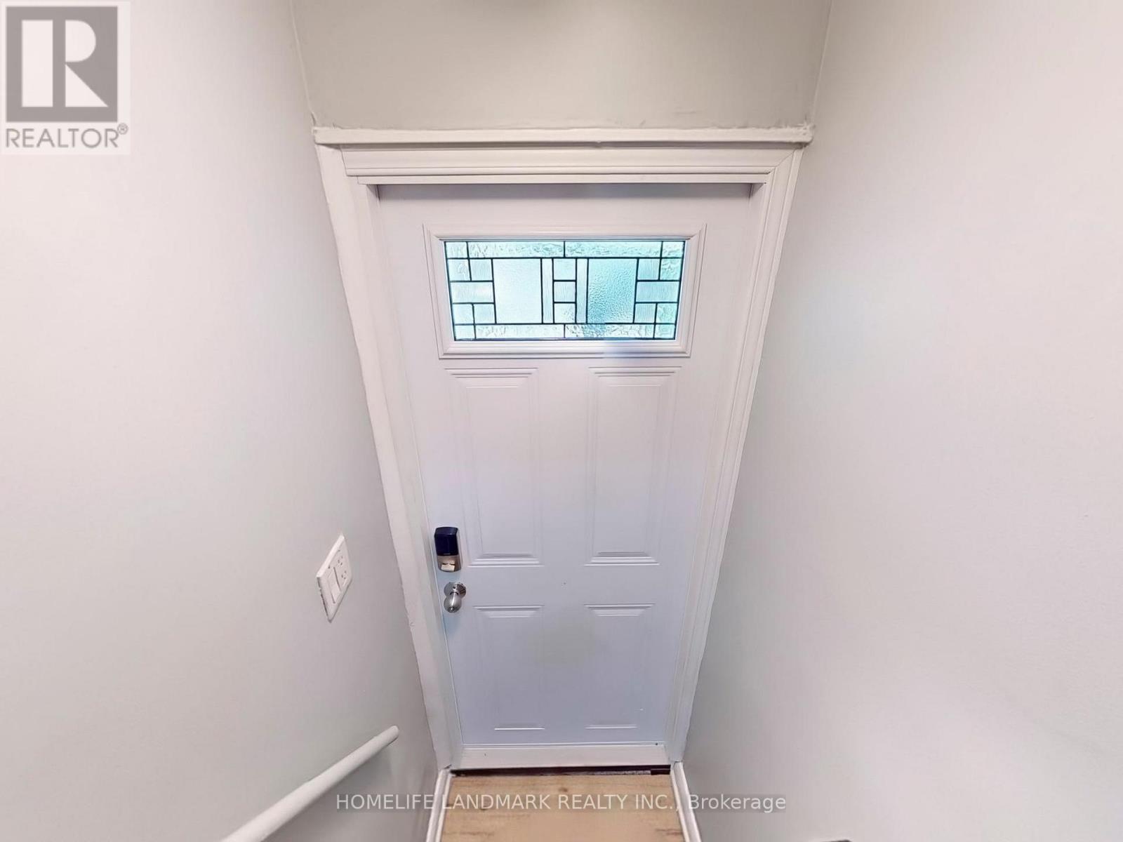 SECOND FLOOR - 24 KEWBEACH AVENUE