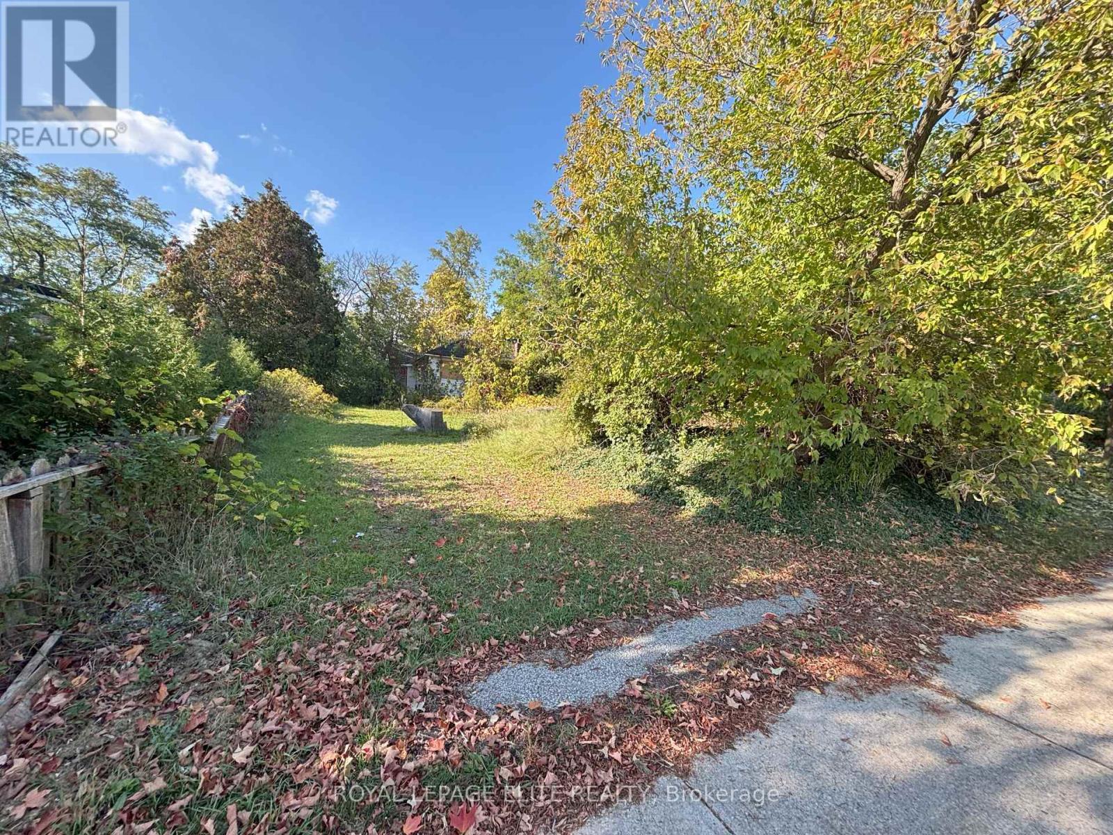 1631 EGLINTON AVENUE W