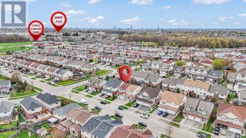18 DONNENWERTH DRIVE Kitchener ON N2E3X2