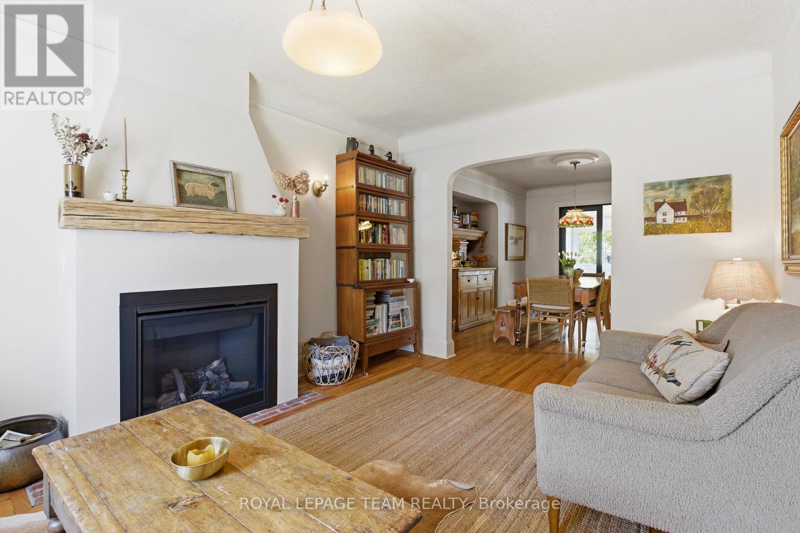 7 EDINA STREET