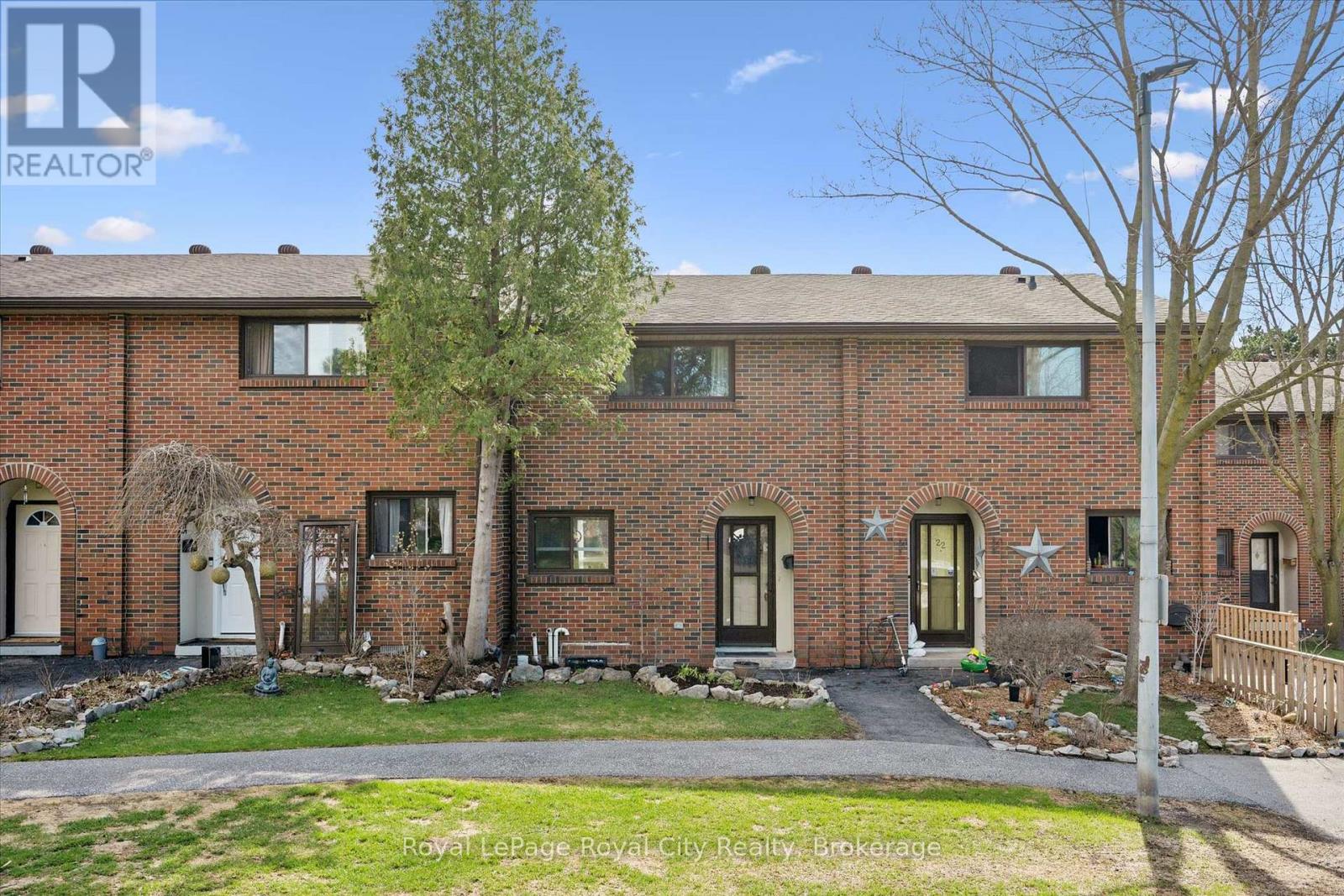 23 - 41 RHONDA ROAD
