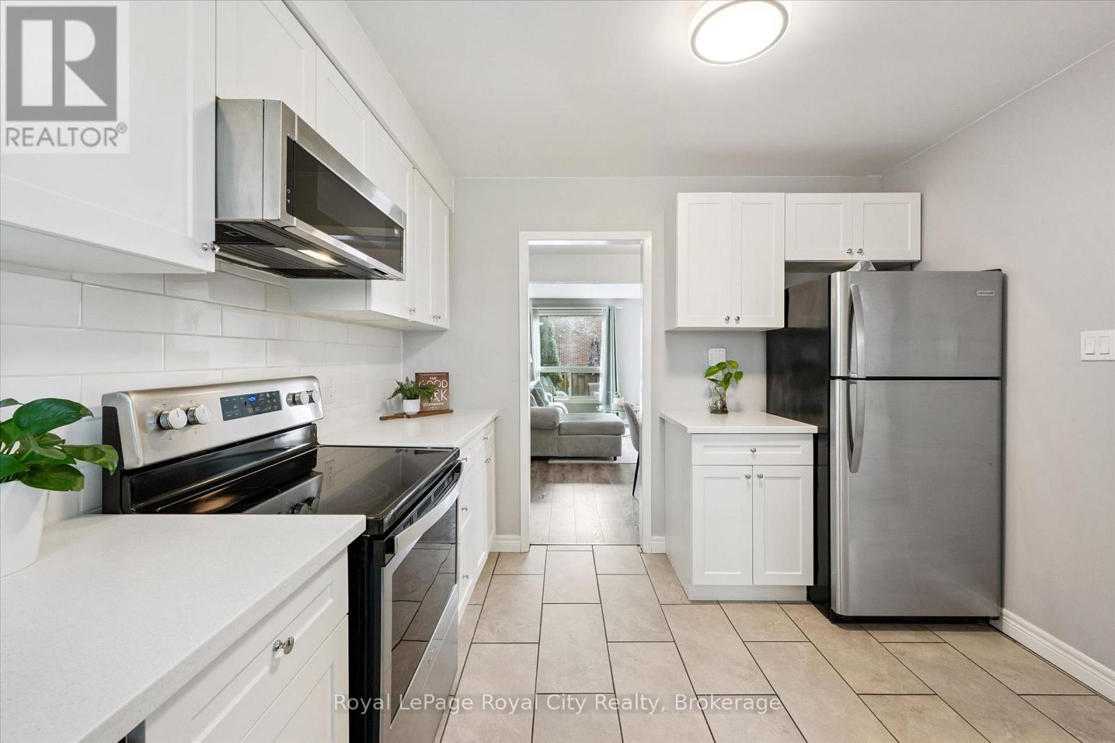 23 - 41 RHONDA ROAD