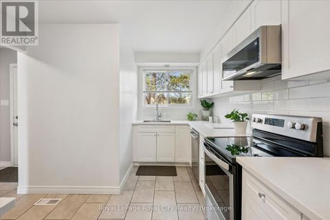 23 - 41 RHONDA ROAD Guelph (Willow West/Sugarbush/West Acres) ON N1H6H1