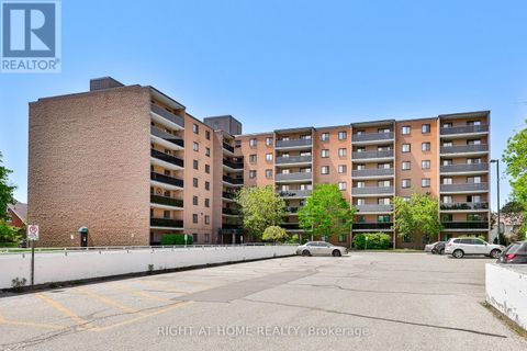 411 - 29 WEST AVENUE W Kitchener ON N2M5E4