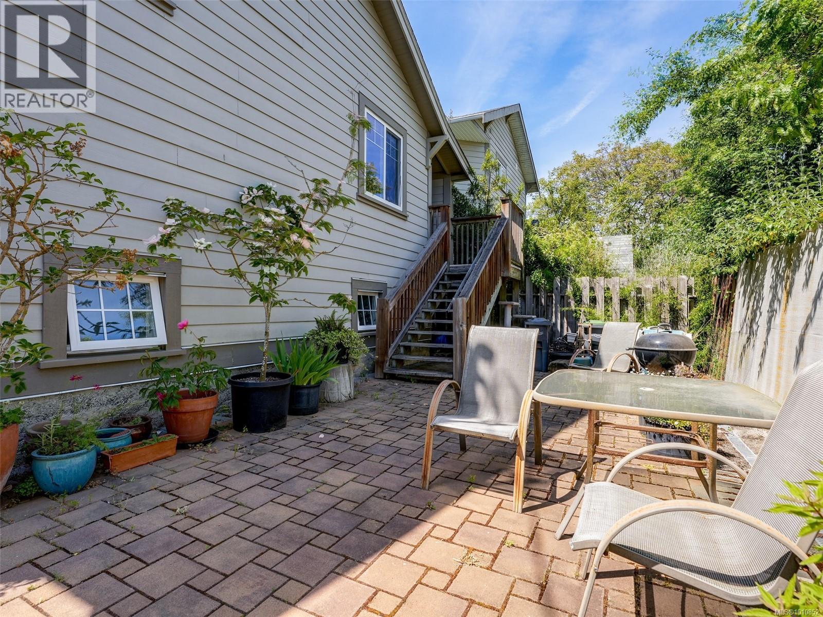 866A Old Esquimalt Rd