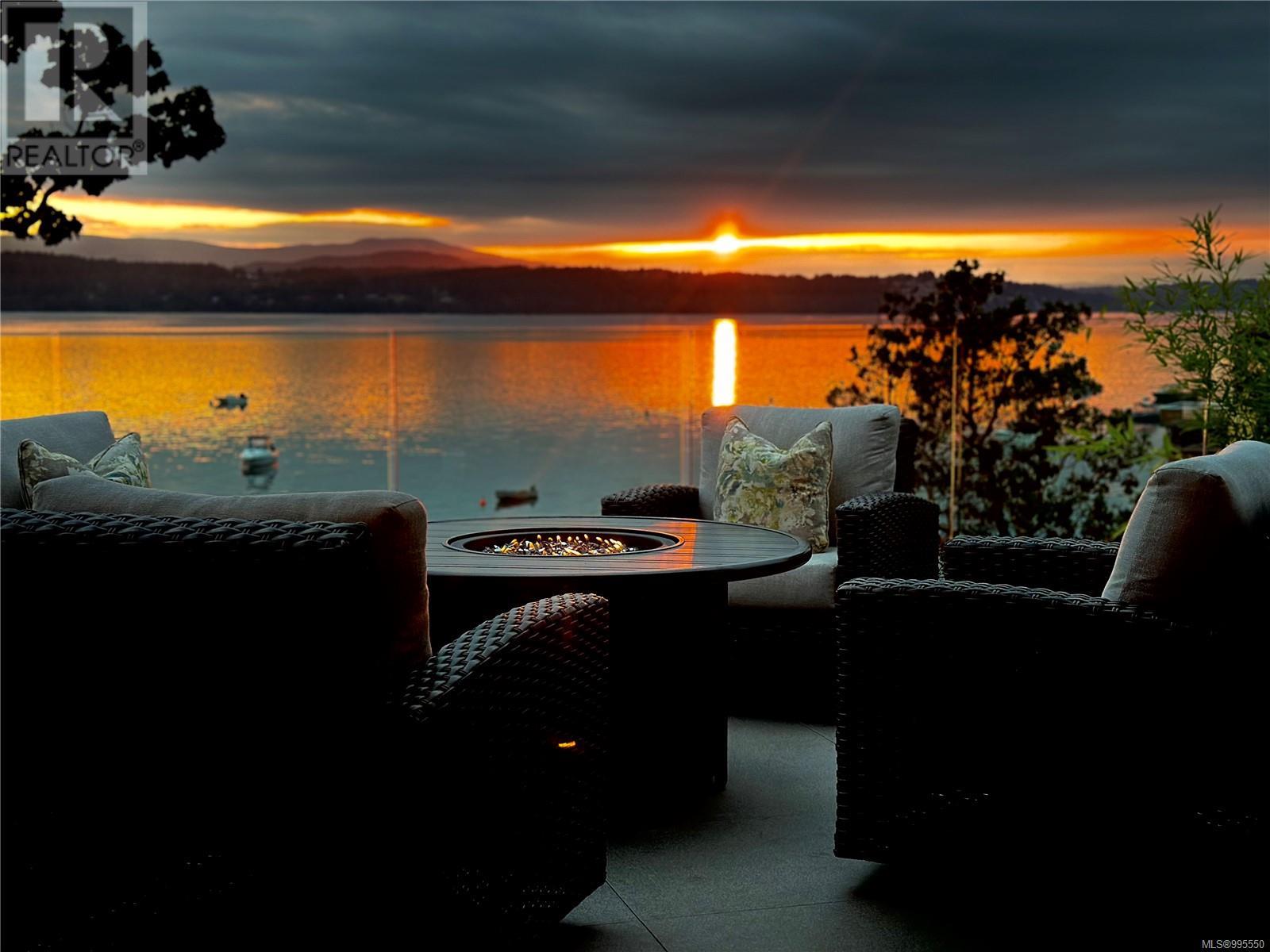 10718 Madrona Dr