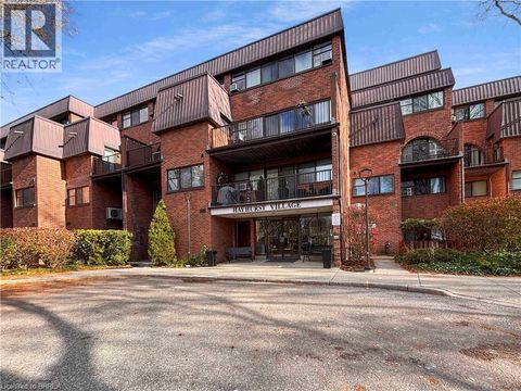 36 HAYHURST Road Unit# 363 Brantford ON N3R6Y9