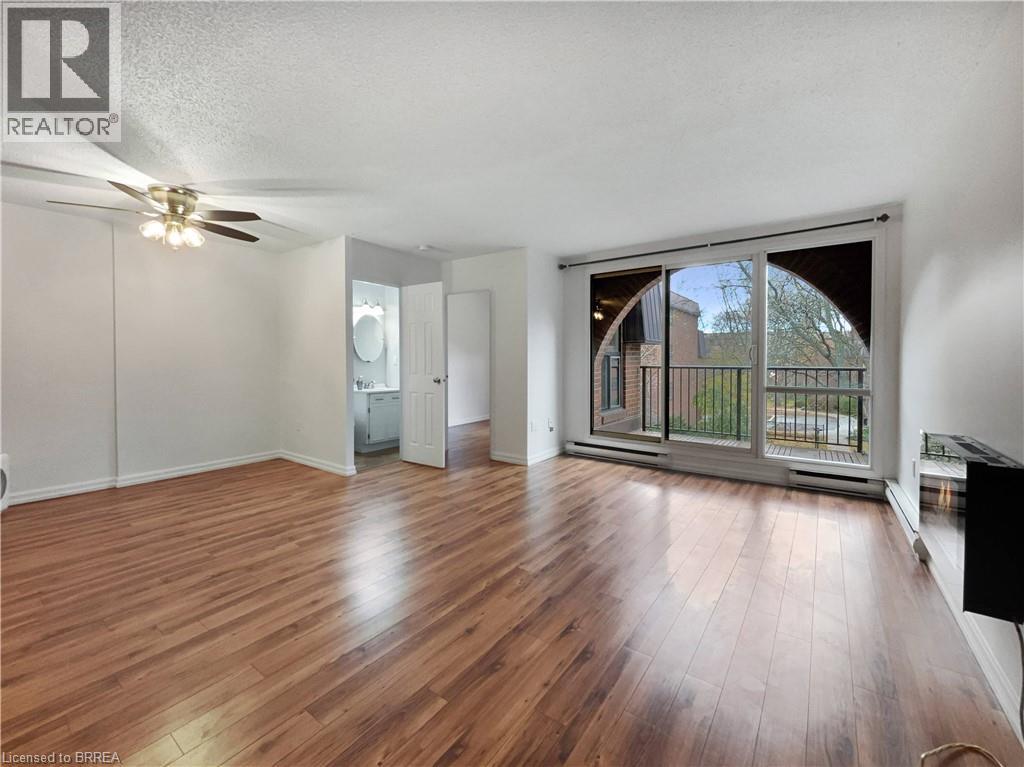 36 HAYHURST Road Unit# 363