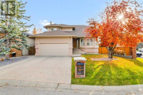 248 Canterbury Court SW Calgary AB T2W6C3