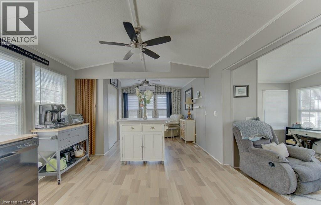 580 BEAVERCREEK Road Unit# 185