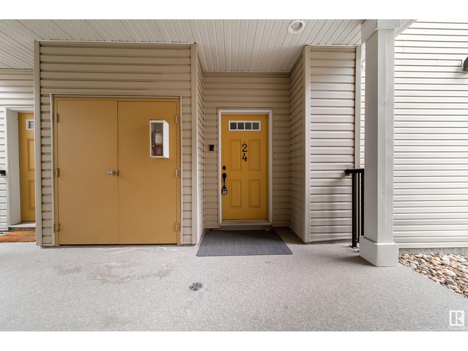 #24 7293 SOUTH TERWILLEGAR DR NW