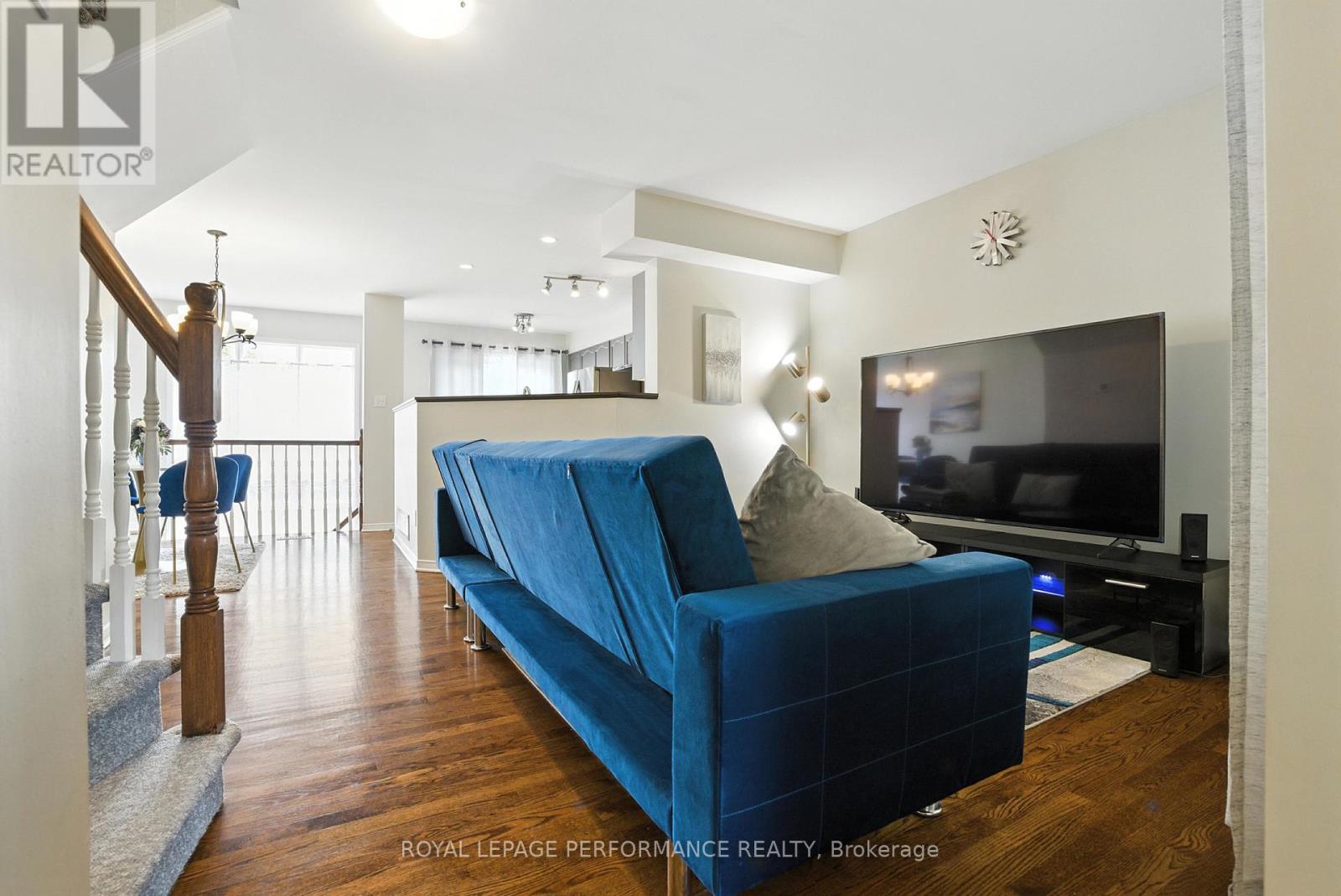 1493 LYNX CRESCENT