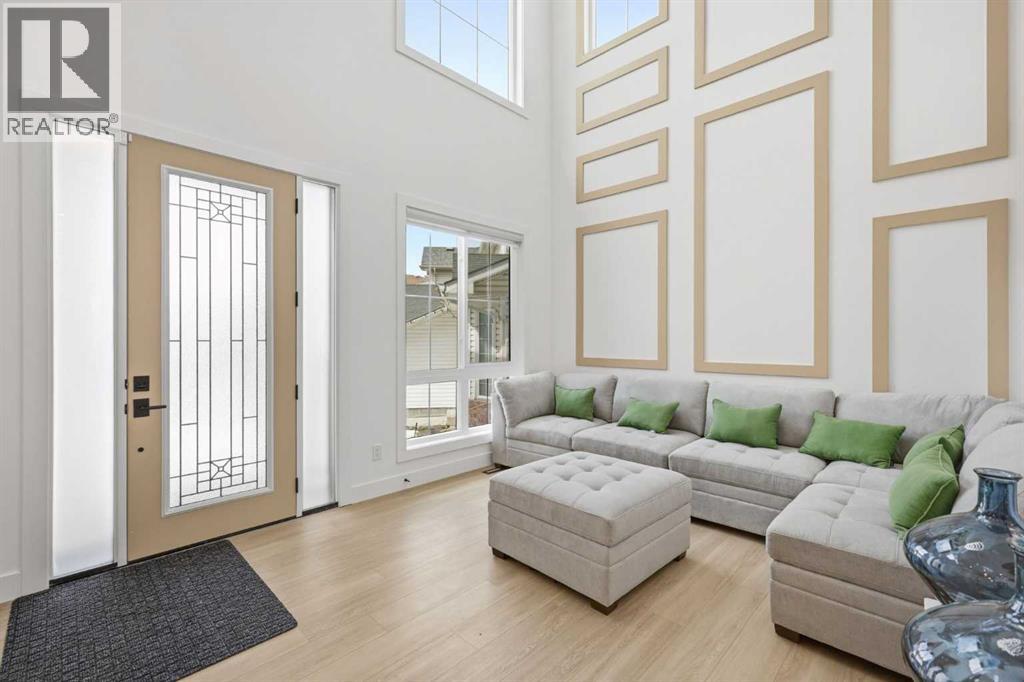 230 Royal Birch View NW