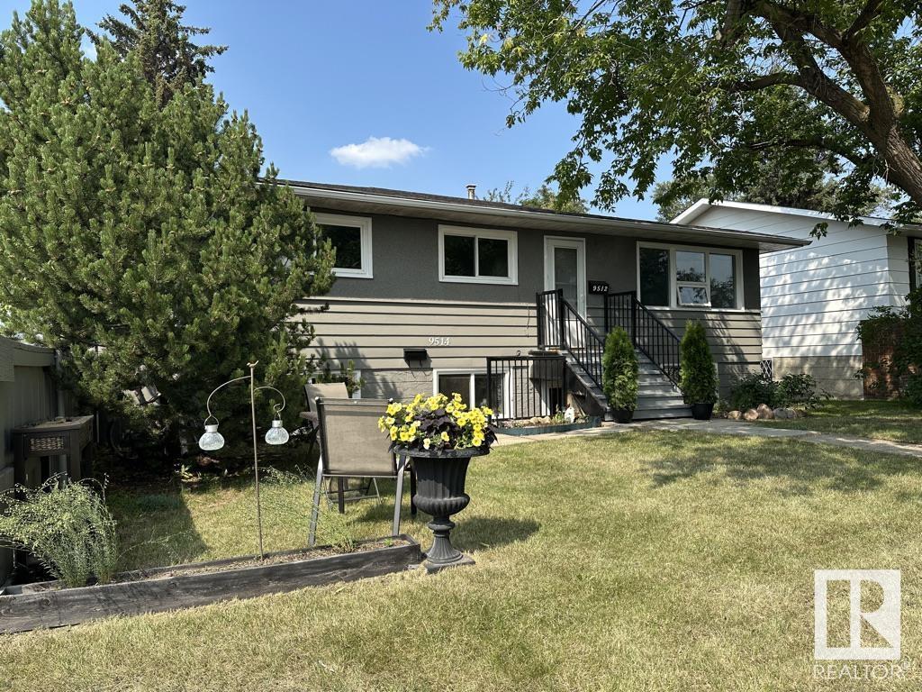 9512/9514 128 AV NW