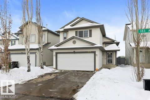 10804 183 AV NW Edmonton AB T5X6E1