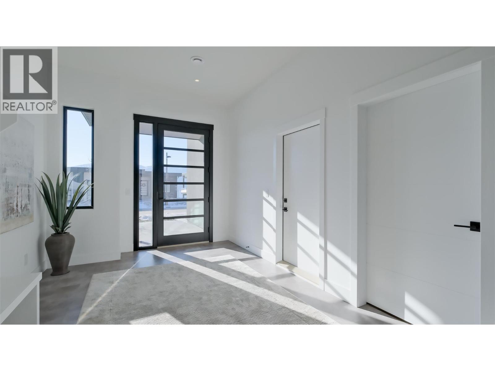 9201 Okanagan Centre Road W Unit# 19